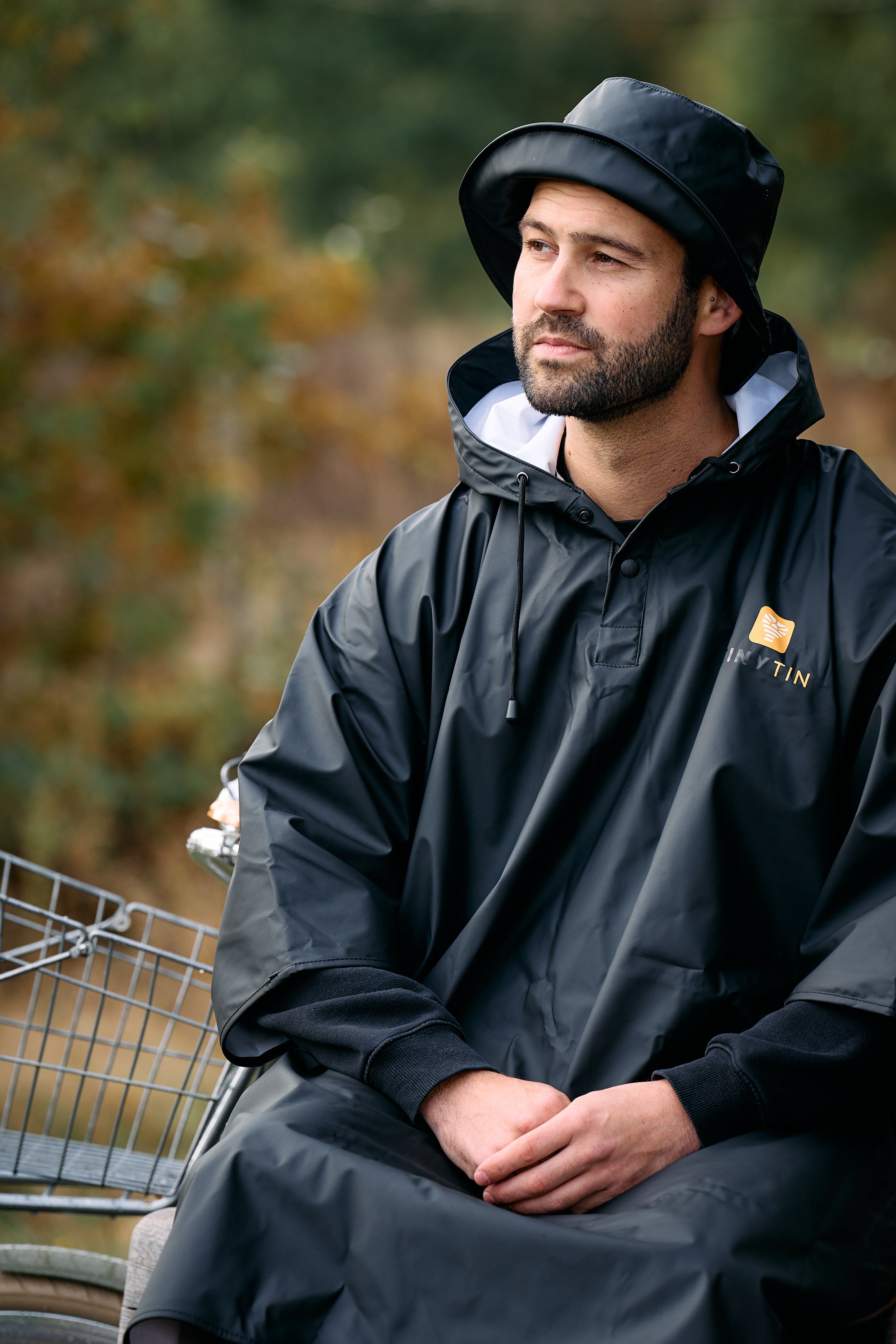 TinyTin - Caviar Black - Regenponcho